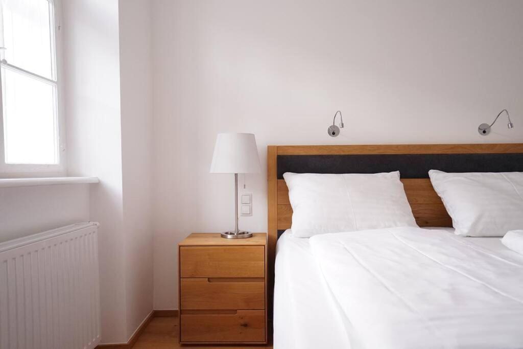 Authentic Austrian Flat In The South Of Vienna Apartment Modling Exterior foto