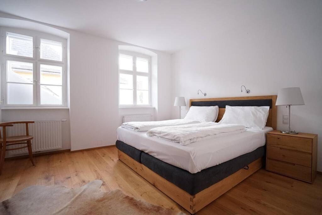 Authentic Austrian Flat In The South Of Vienna Apartment Modling Exterior foto